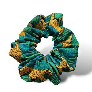 Scrunchie cheetah